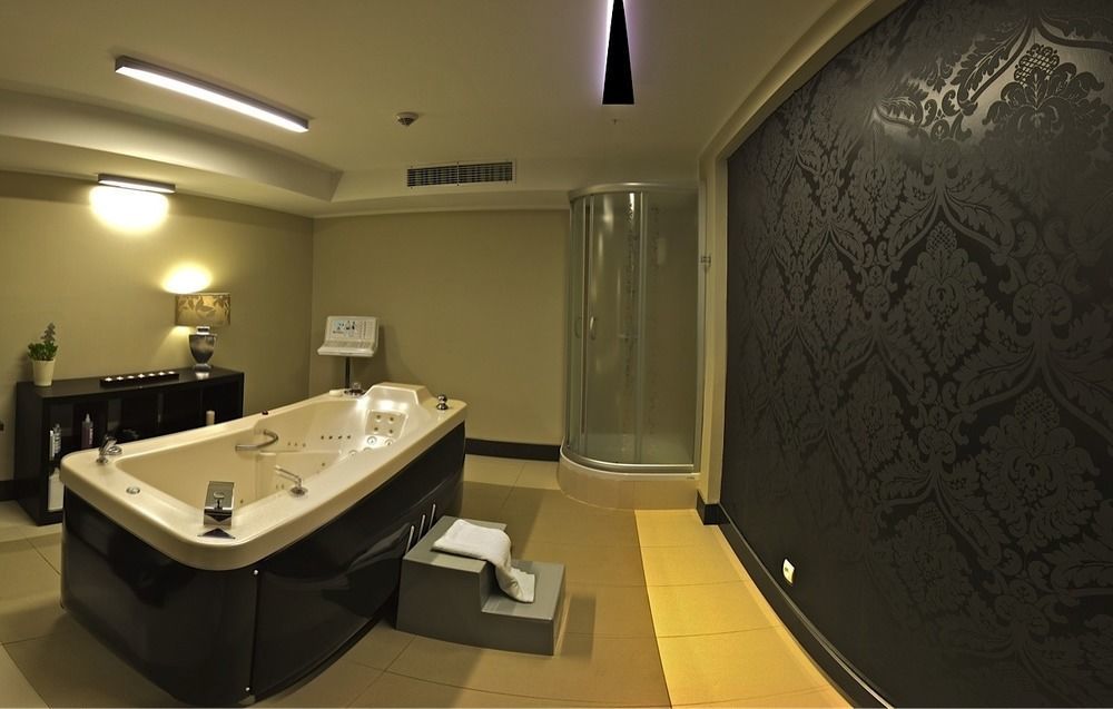 Hotel Nowy Dwor Elizy Blisko Sky Bridge Dlugopole-Zdroj Exterior photo